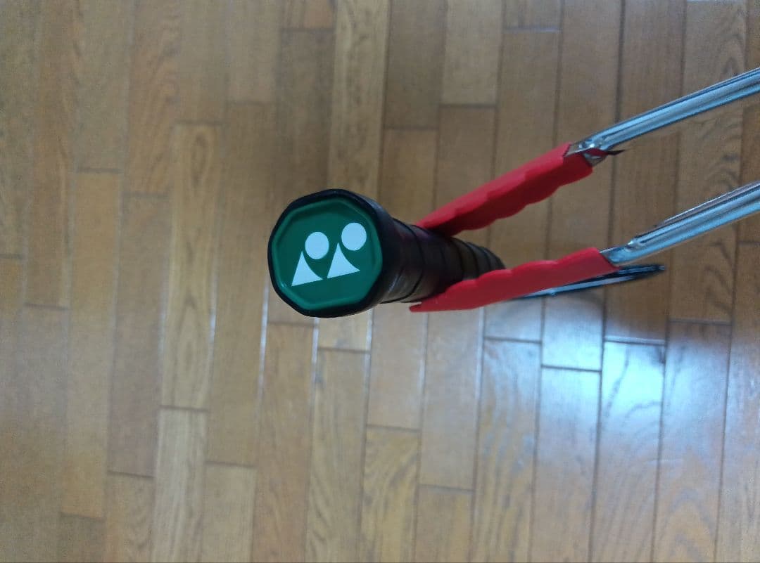 り様【美品】 【廃盤】YONEX アストロクス88D ゲーム 4U5