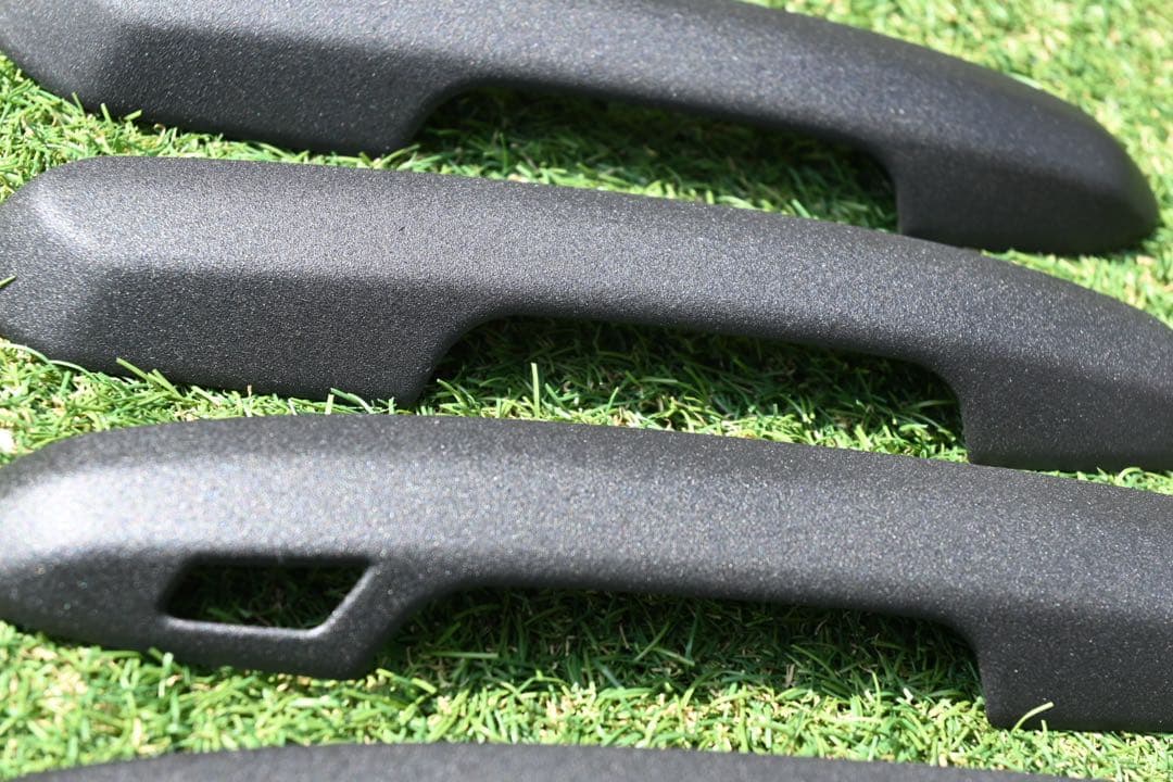 rav4 ドアハンドルプロテクター　ドアハンドルカバー　ラプターライナー塗装