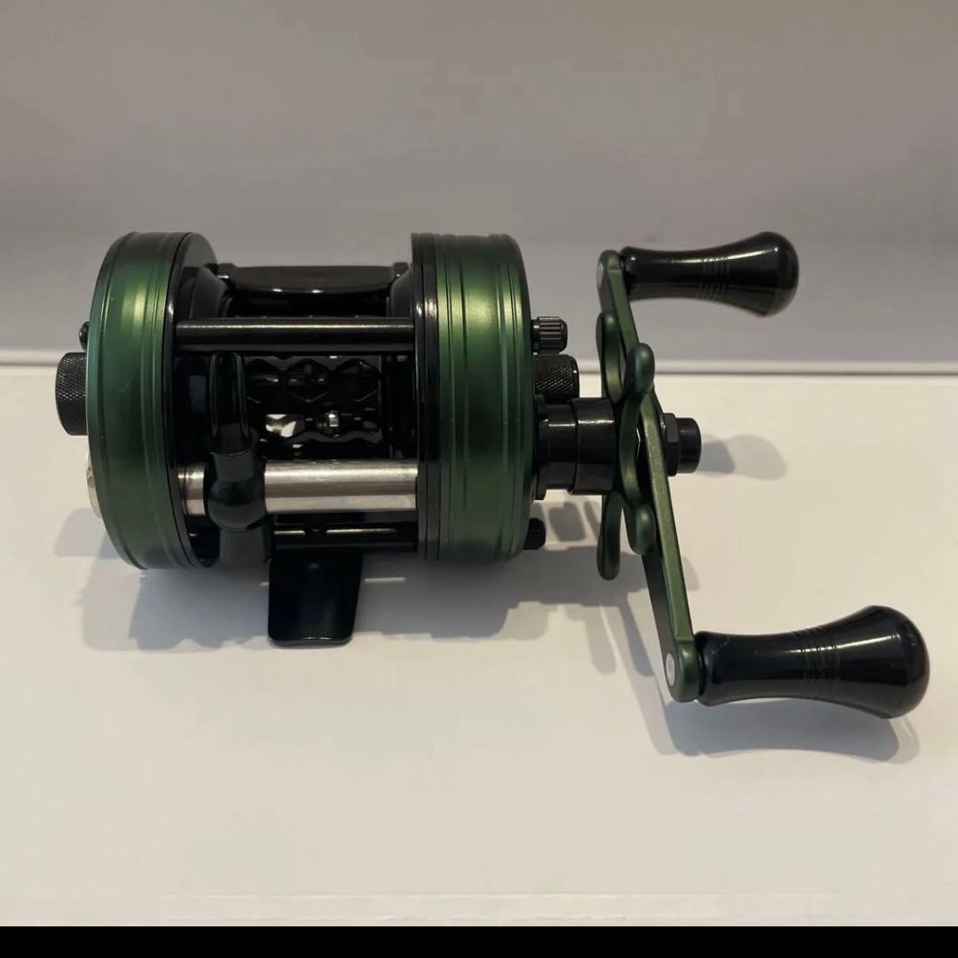 Ｃｕｇａｔｔｉ　ＢＨ３００　バス　トラウト　渓流　丸型　ベイトフィネスリール