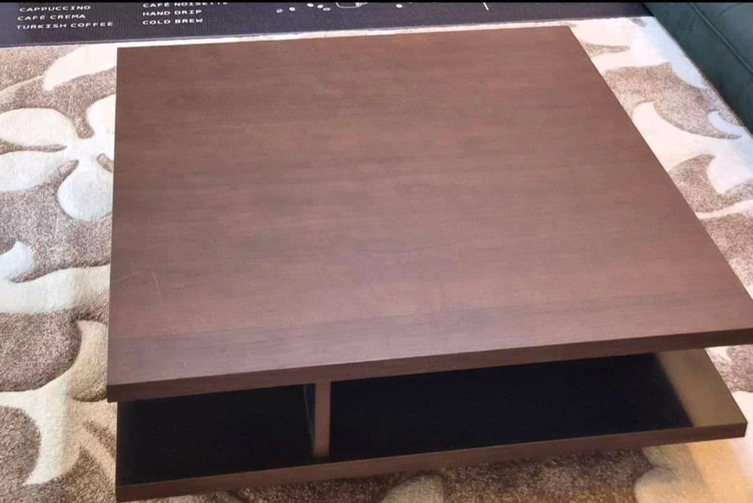 LOWYA（ロウヤ）ローテーブル　リビングテーブル　ウォルナット