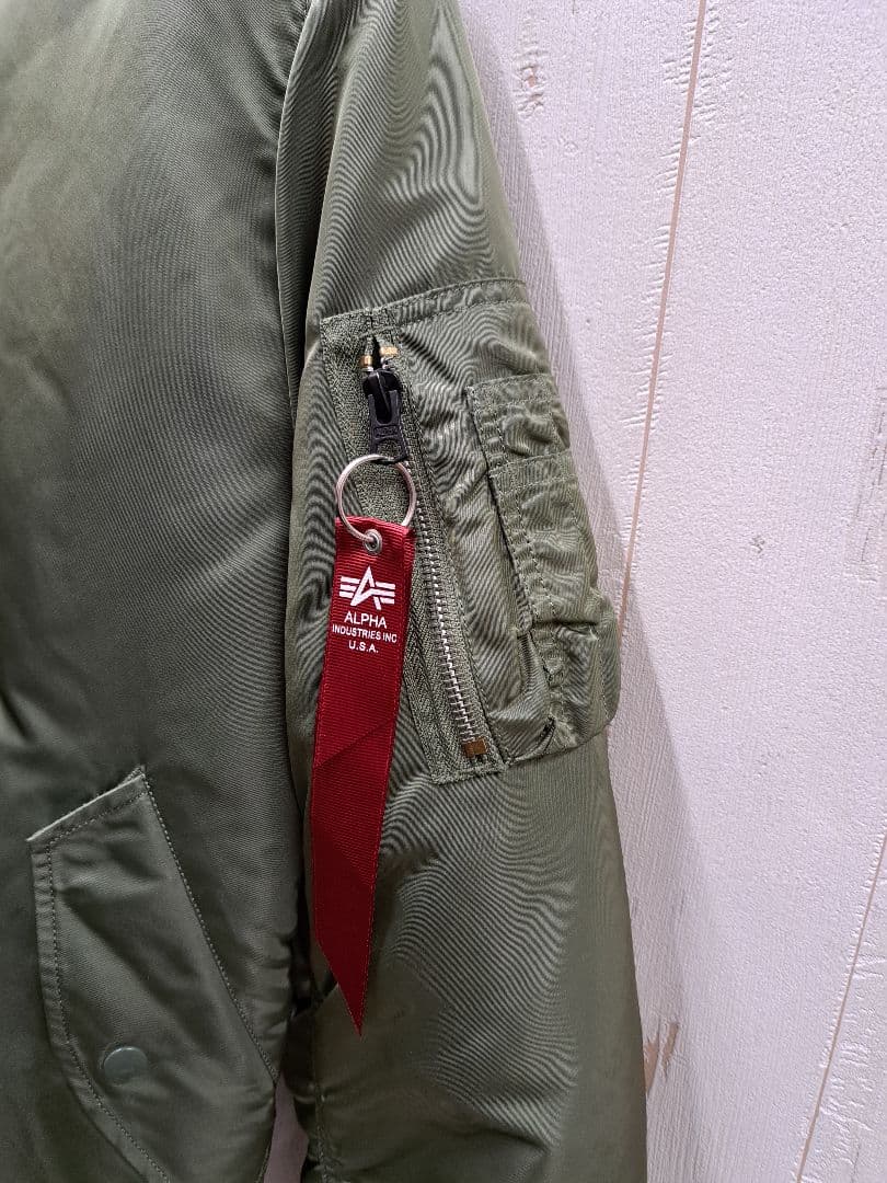 ALPHA INDUSTRIES MA-1 ミリタリージャケット