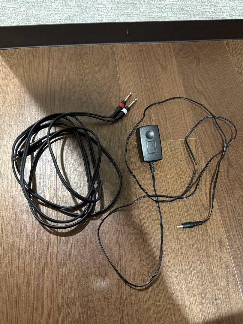 KORG monologue Red 廃盤品 アダプタ+スタンド+ケーブル付き