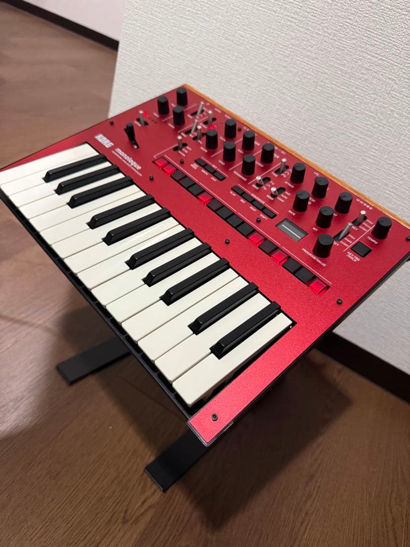 KORG monologue Red 廃盤品 アダプタ+スタンド+ケーブル付き