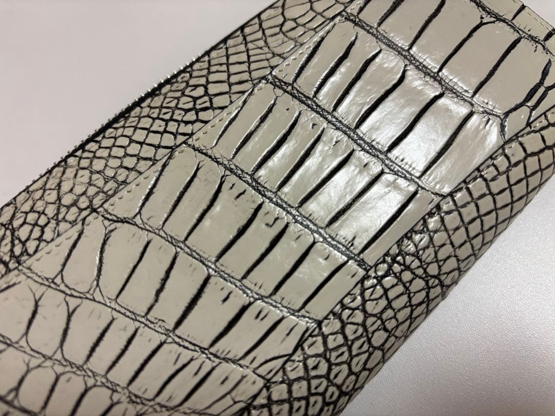 クロコダイル　バニラ目地染め　クロワロワイヤル　ラウンドファスナー長財布　未使用