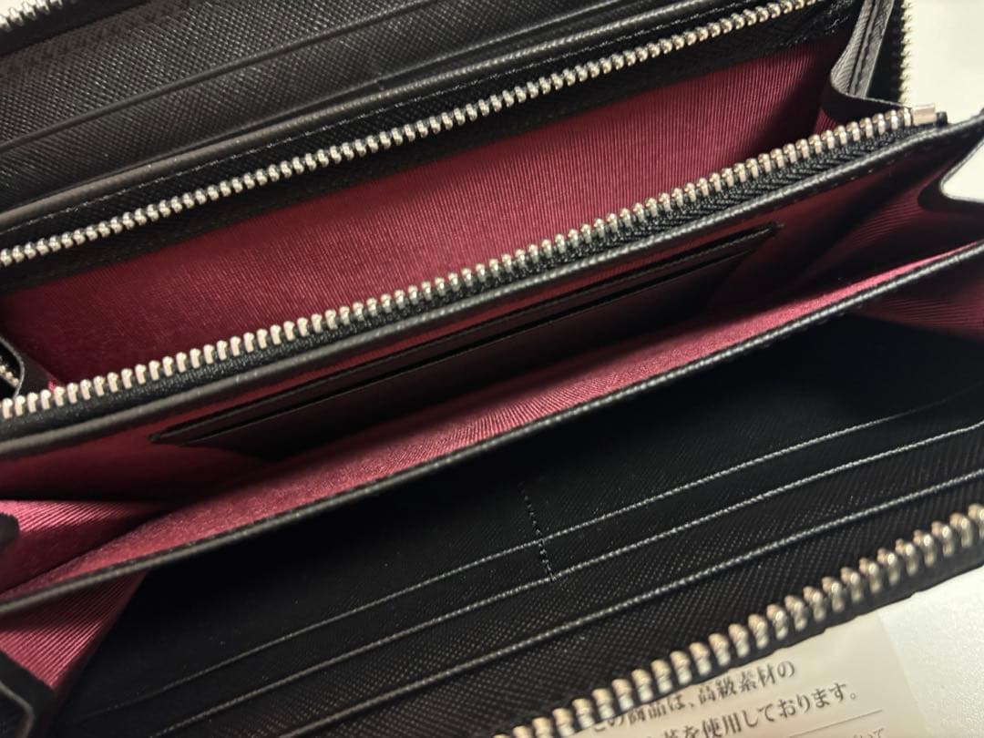 クロコダイル　バニラ目地染め　クロワロワイヤル　ラウンドファスナー長財布　未使用