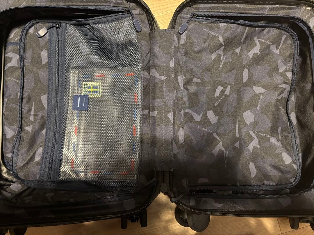 みページ　INV30 Mad Black 21L Coin-Locker