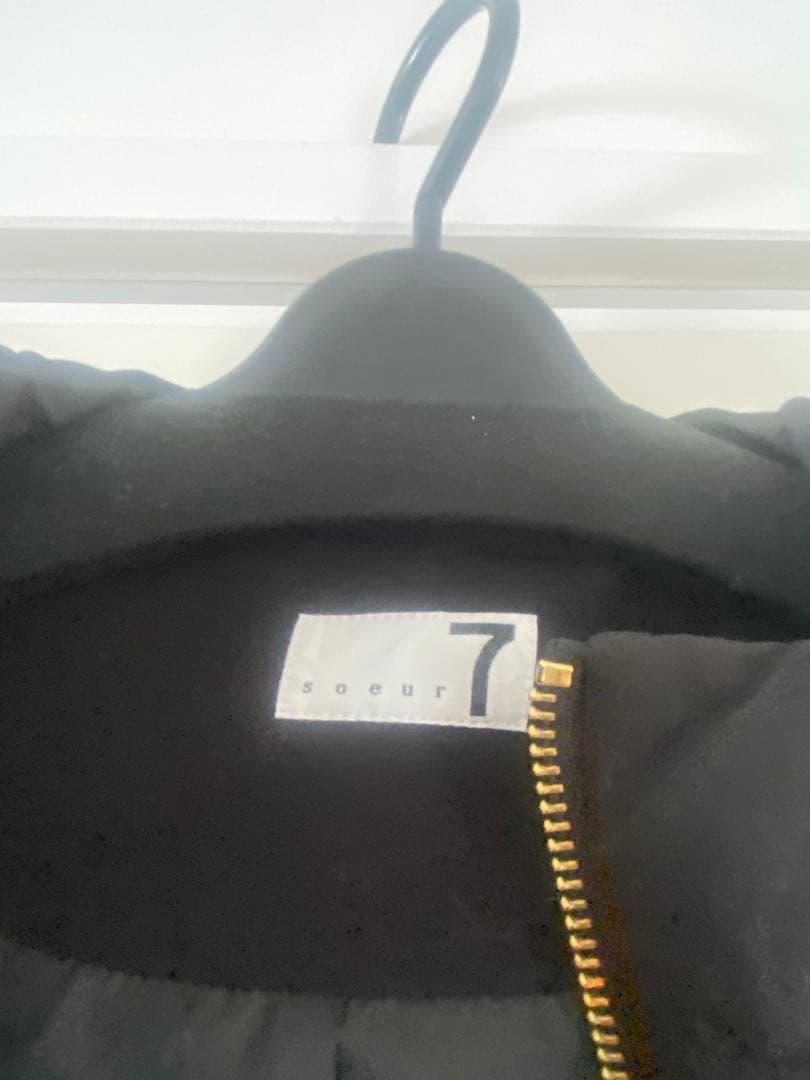 【新品未使用】フード付き黒ジャンパーコート ファー付きポケット