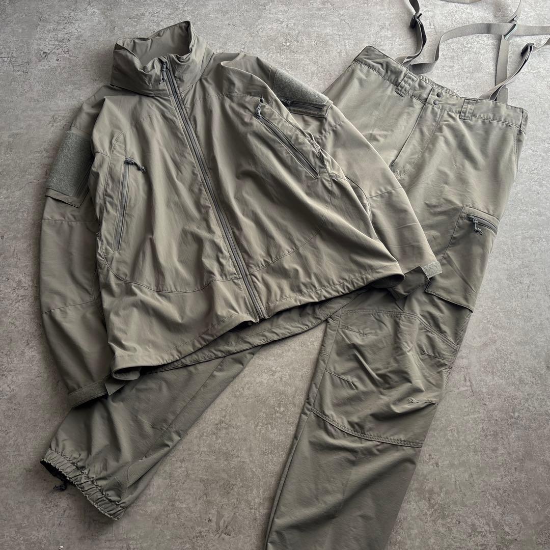 デッドストック■patagonia【L】MARS LEVEL5 セットアップ