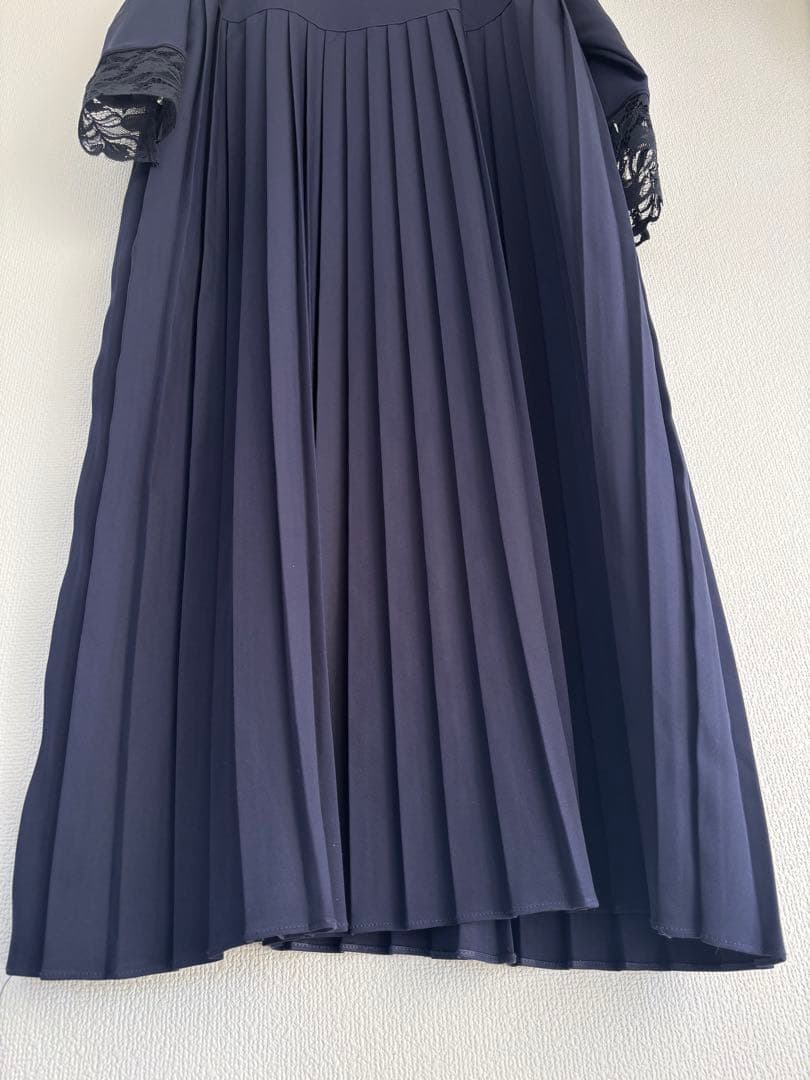 maison echelle(メゾンエシェル)レースドッキングプリーツワンピース