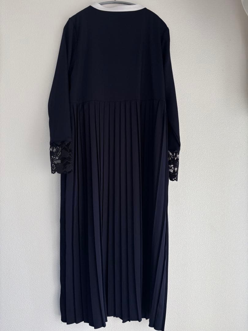 maison echelle(メゾンエシェル)レースドッキングプリーツワンピース