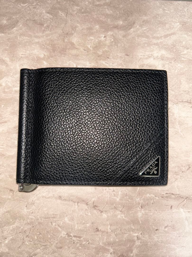PRADA ブラック マネークリップ付きカードケース