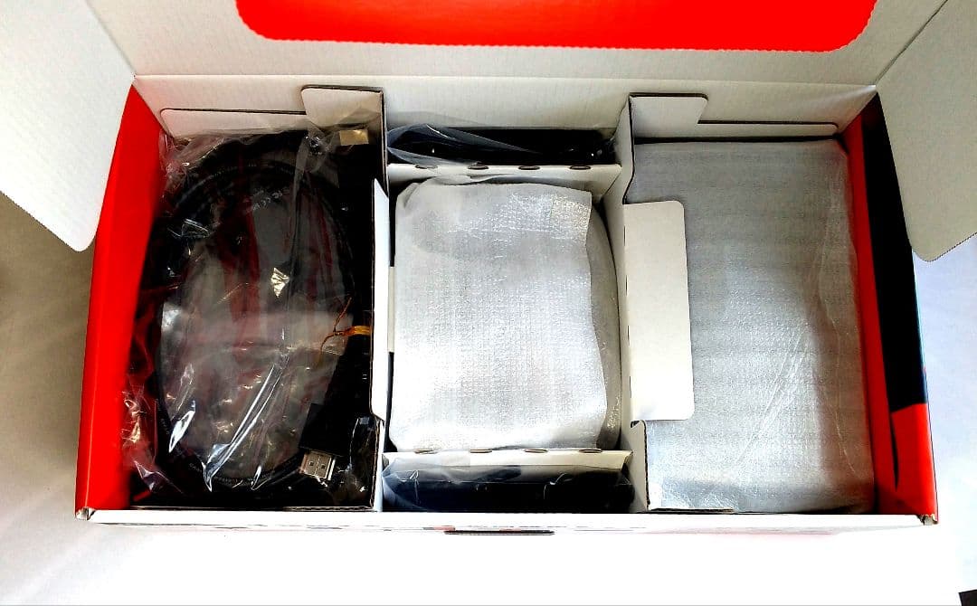 Nintendo Switch　ニンテンドースイッチ　新型　双方向スイッチも