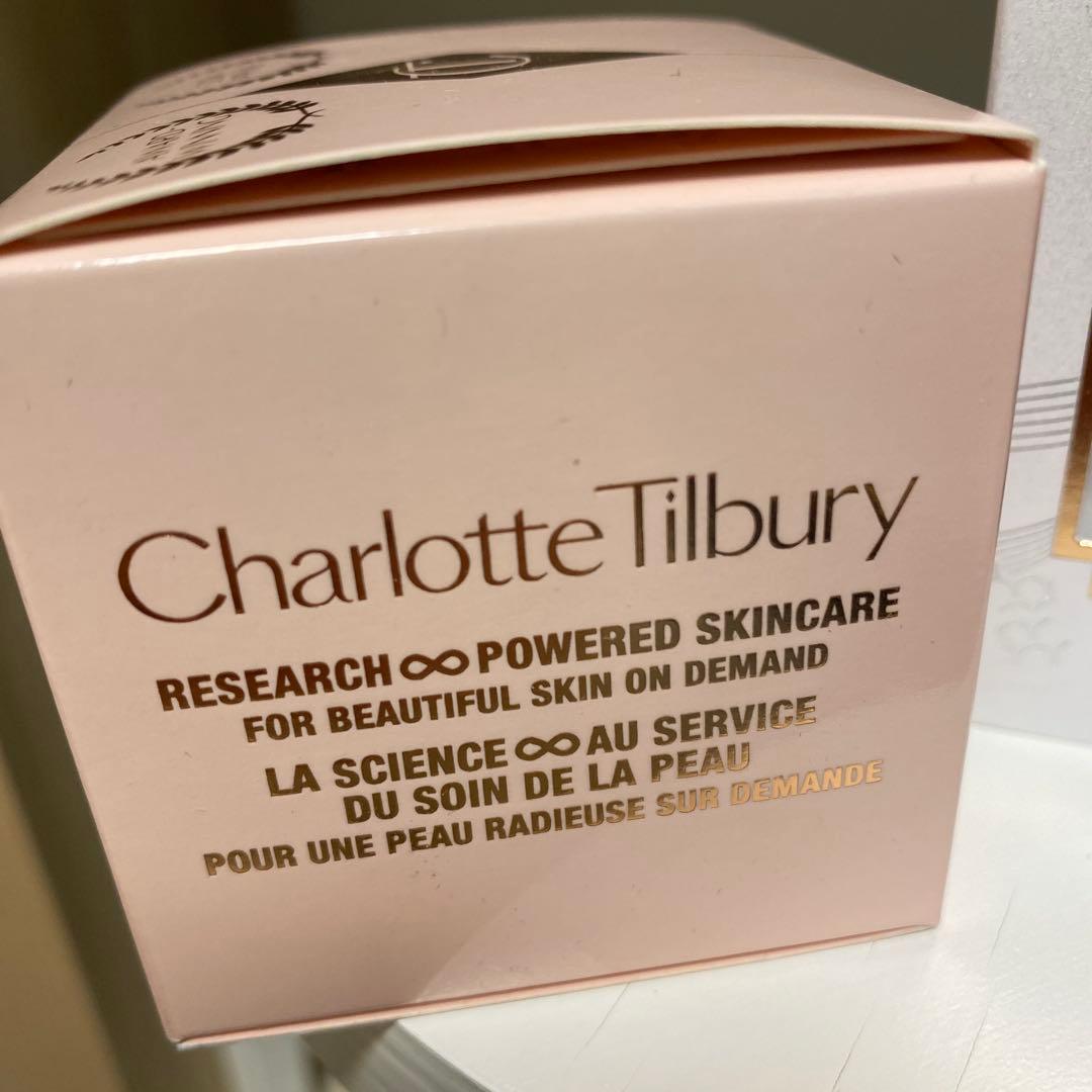 まめ☆断捨離中シャーロットティルブリー マジッククリーム&セラム