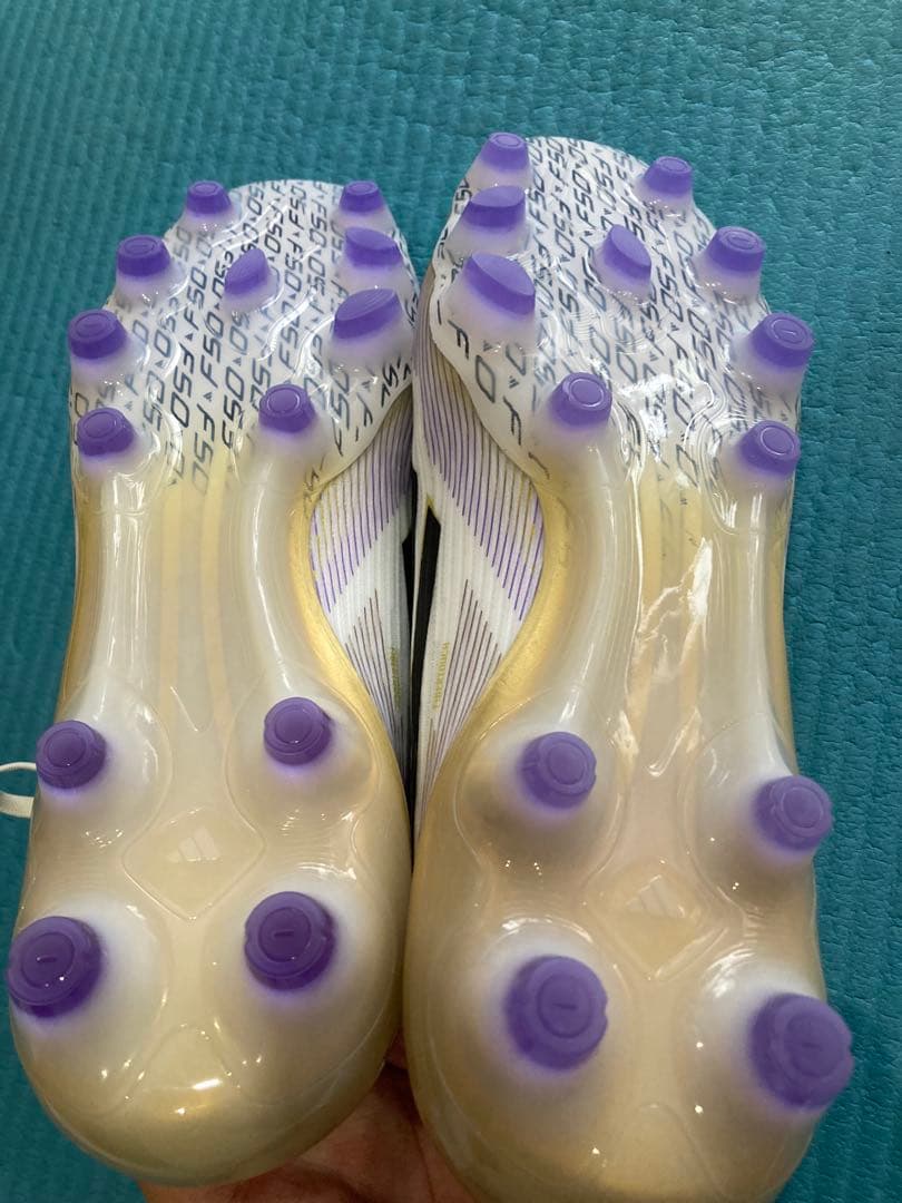 アディダス F50 プロ HG/AG 26センチ