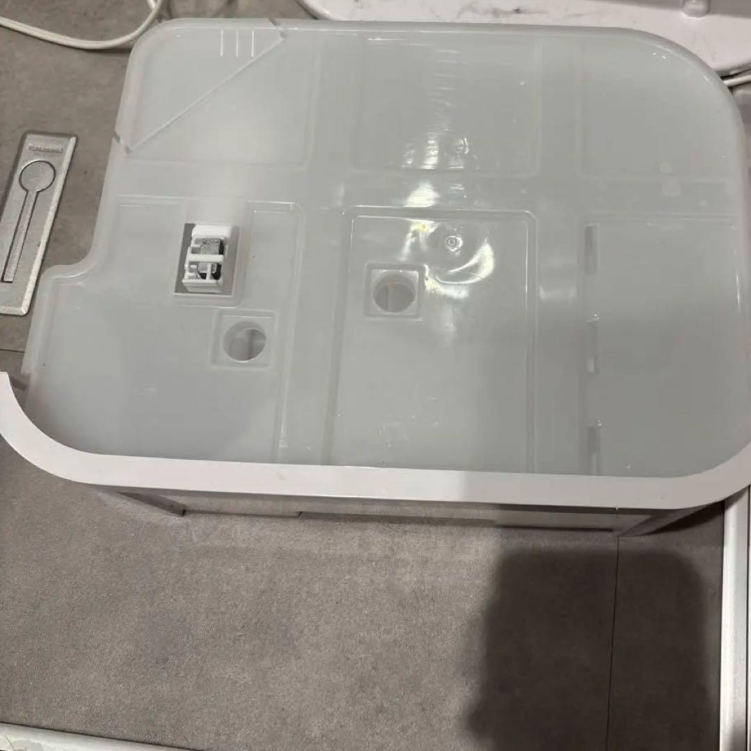 アイリスオーヤマ 衣類乾燥除湿機　2024年製　サーキュレーター 美品