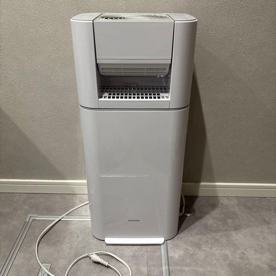 アイリスオーヤマ 衣類乾燥除湿機　2024年製　サーキュレーター 美品