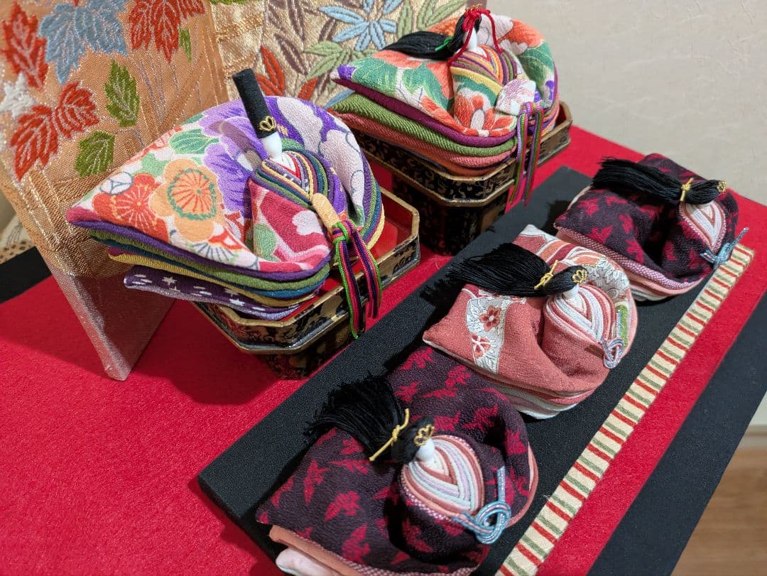 【bebemilmil】アンティーク縮緬の手作りお雛様三人官女付