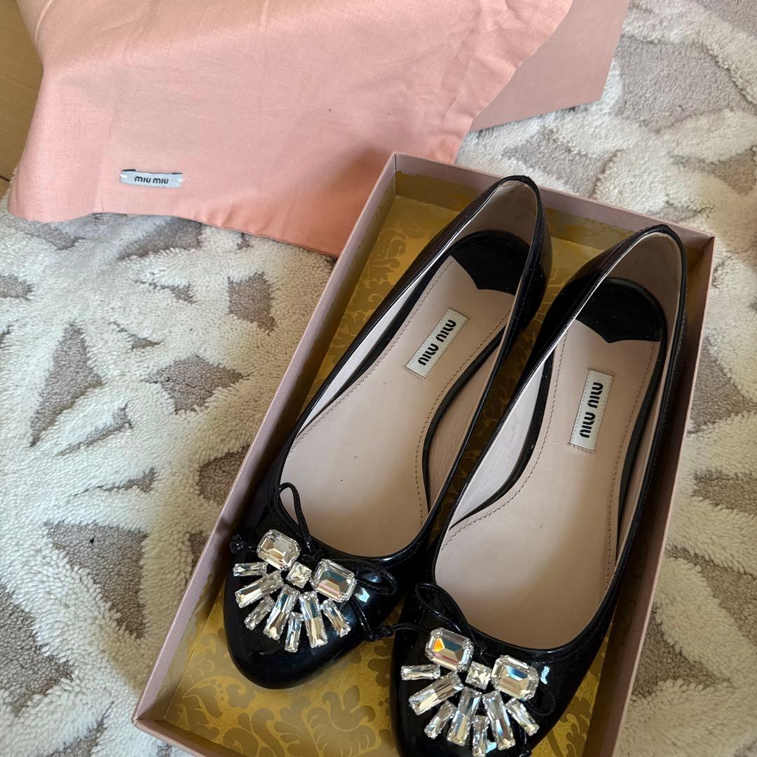❤︎専用❤︎miu miu クリスタル装飾 フラットシューズ