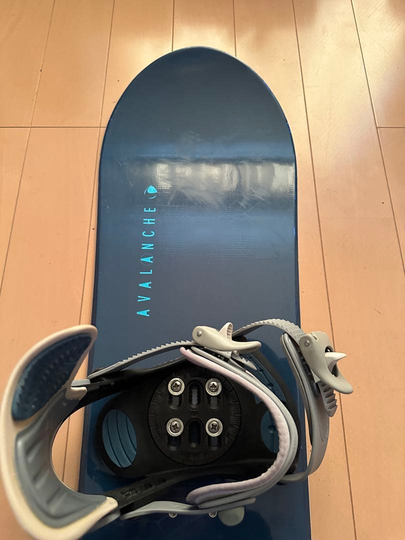 スノーボード AVALANCHE 145 ビンディング SALOMON Sセット