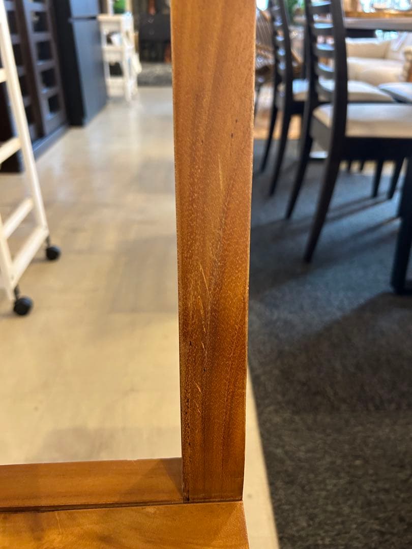 ウニコUNICO 木製ダイニングチェア①