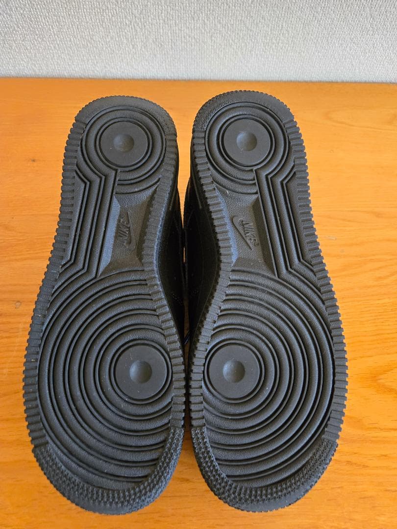 ナイキ エア フォース 1 '07 ウィメンズ 24.5cm