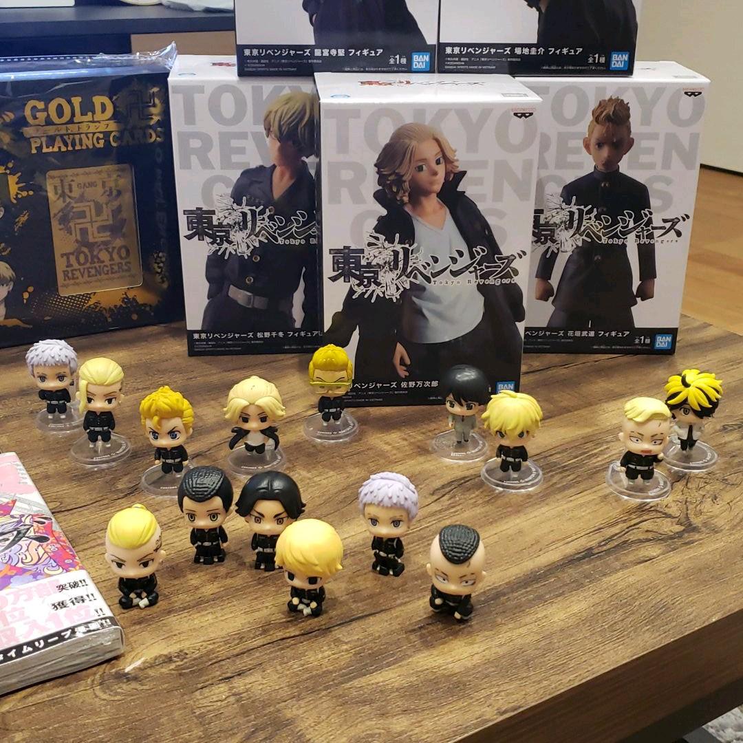 東京リベンジャーズ　全巻&フィギュア　まとめ売り
