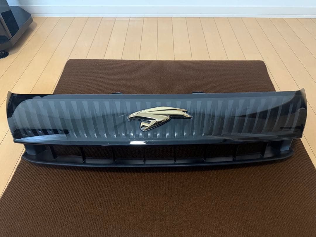 ハリアー60 前期フロントグリル