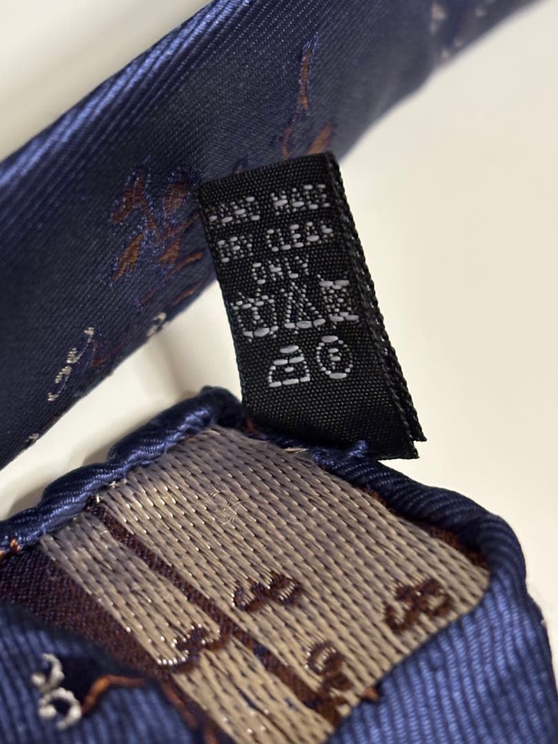 TIE YOUR TIE ネイビー　花柄　ネクタイ　イタリア製　タイユアタイ