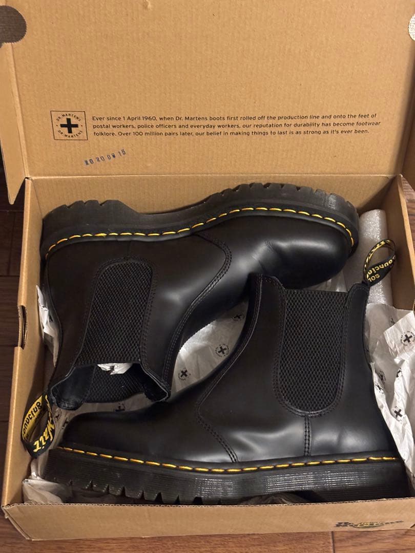 ✨極美品✨　Dr.Martens チェルシーブーツ サイドゴア 2976