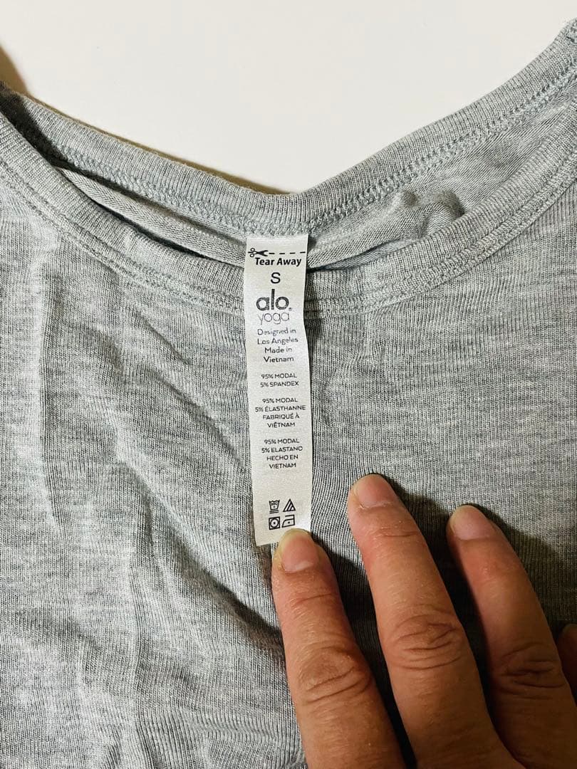 Ruru99 　alo yoga COVER LONG SLEEVE