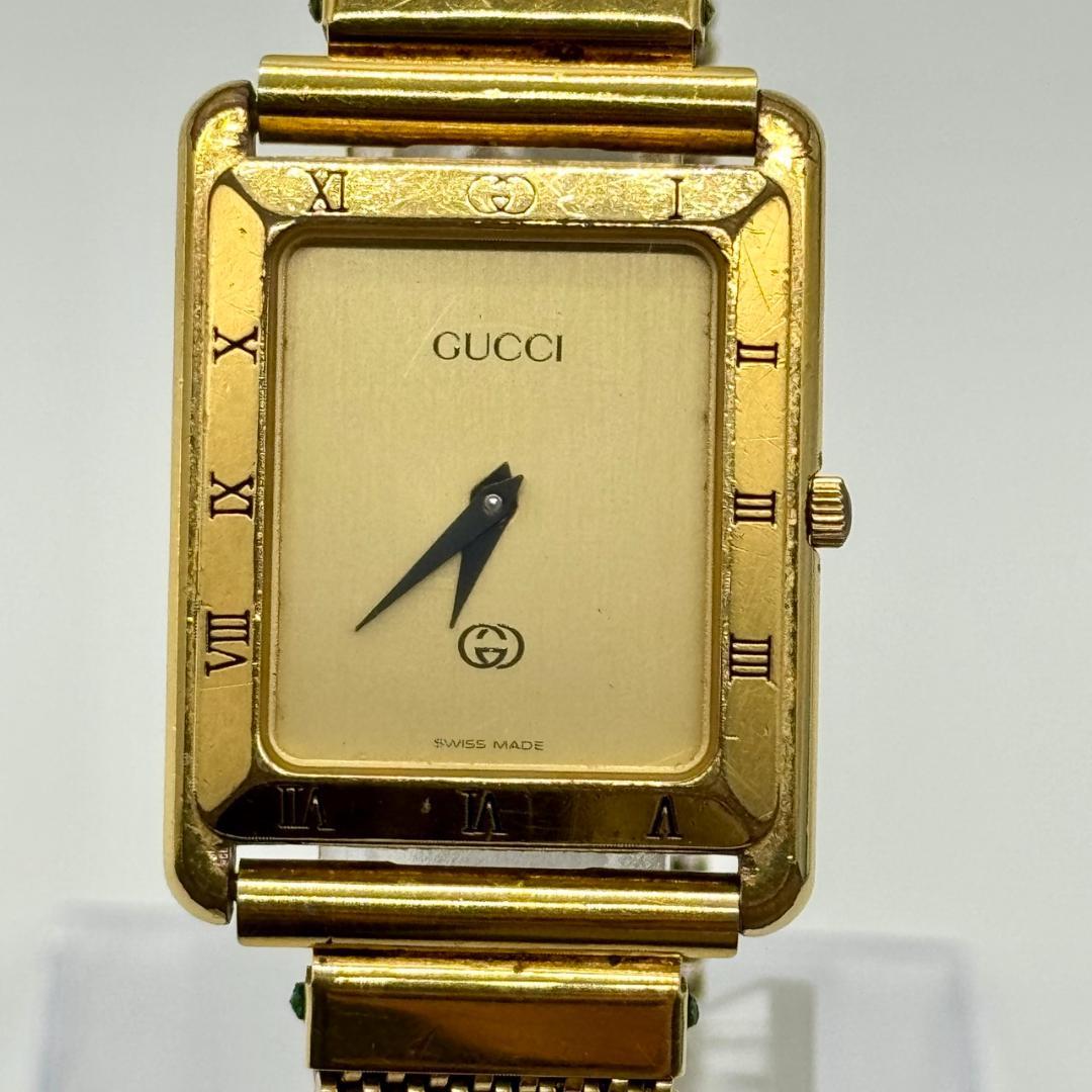 稼働品 GUCCI グッチ 腕時計 ゴールド文字盤 クォーツ ２針 4200M