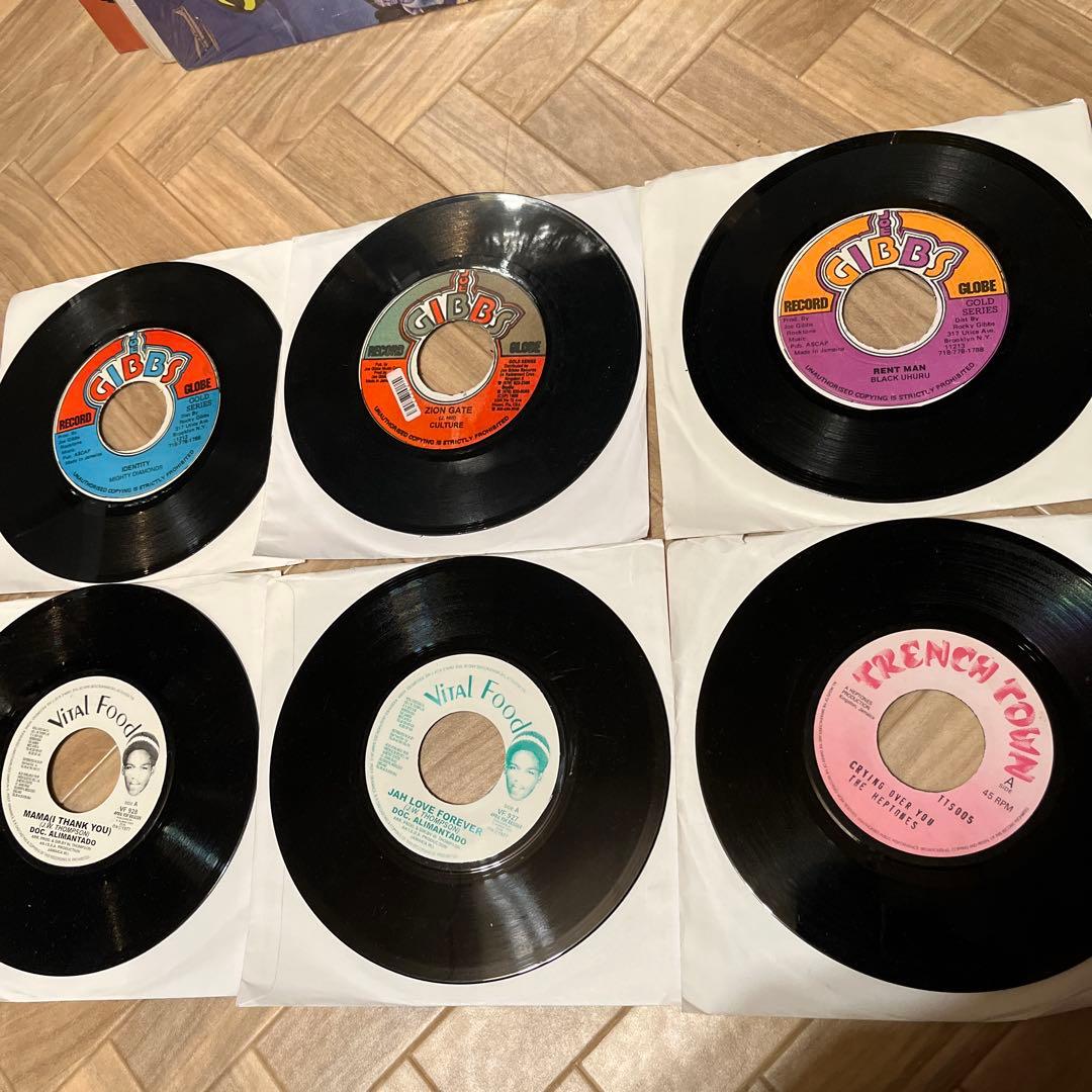 b*e様 レゲエ7インチレコードまとめ売り　70枚　良盤名曲多数！