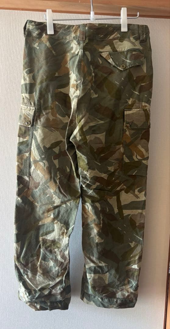 ま*。様 LYBRO NIGEL CABOURN カーゴパンツ 迷彩柄 34