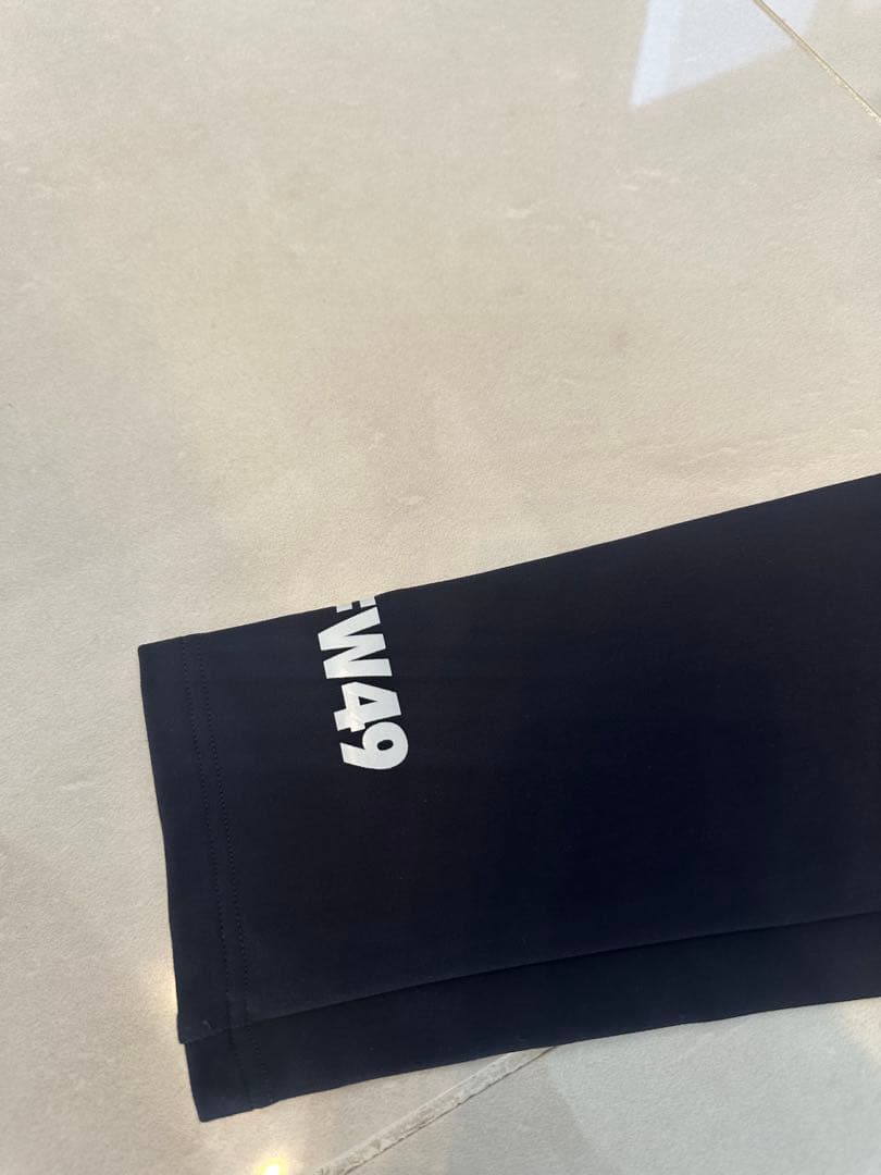 未使用　新作TFW49 フードパーカー　ブラックM