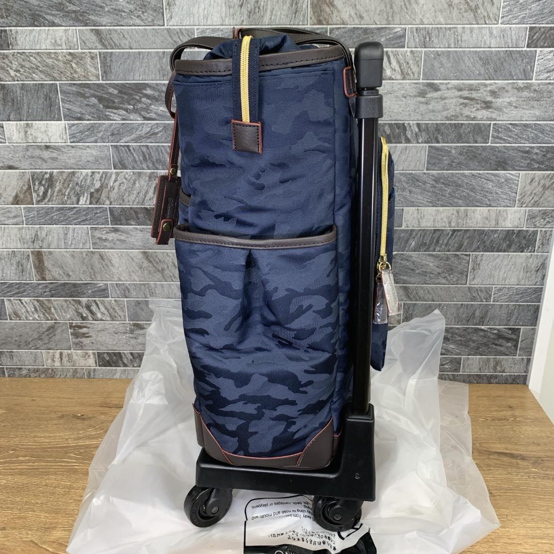ニャン　新品　希少品　スワニー　迷彩柄　キャリーケース　車輪ストッパー付