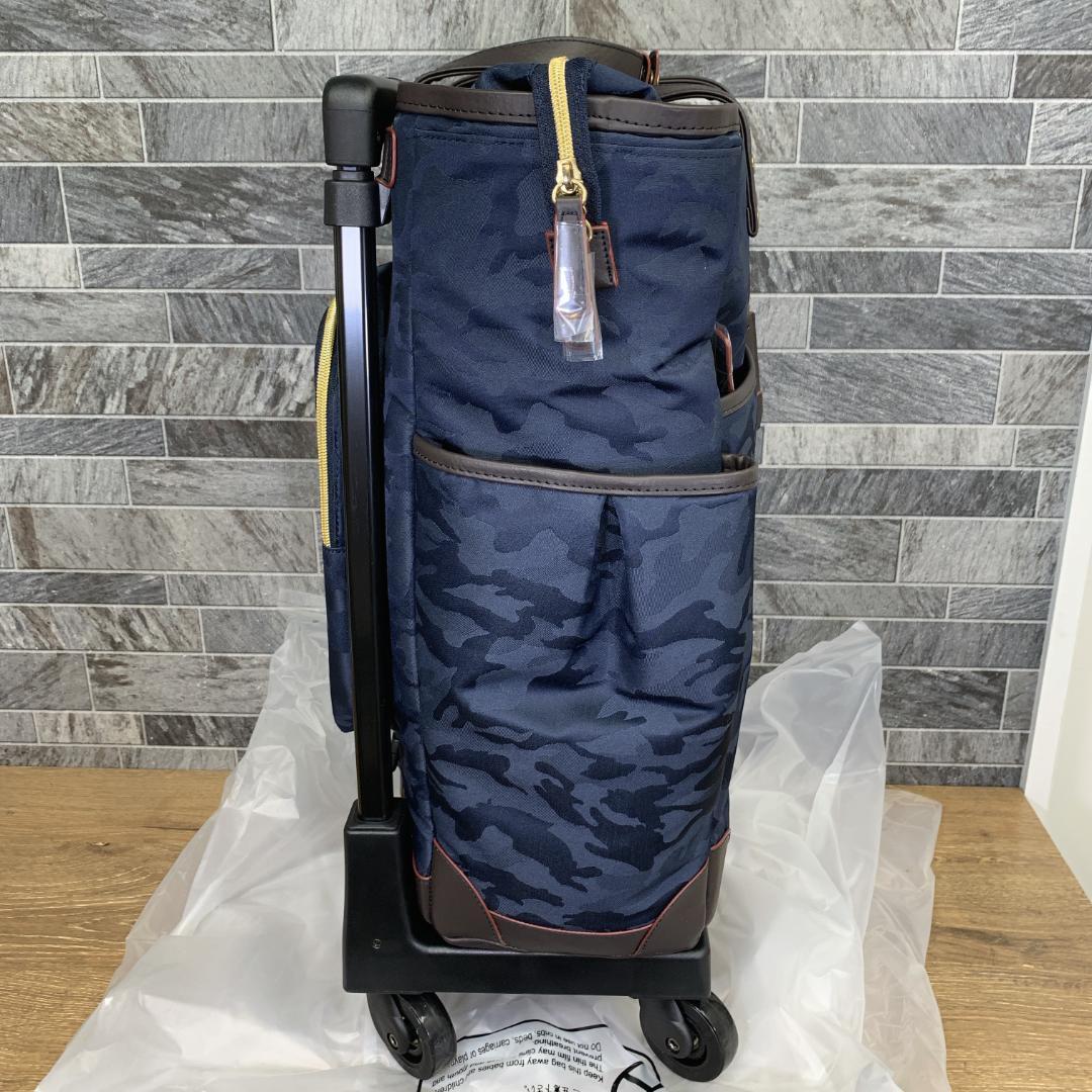 ニャン　新品　希少品　スワニー　迷彩柄　キャリーケース　車輪ストッパー付