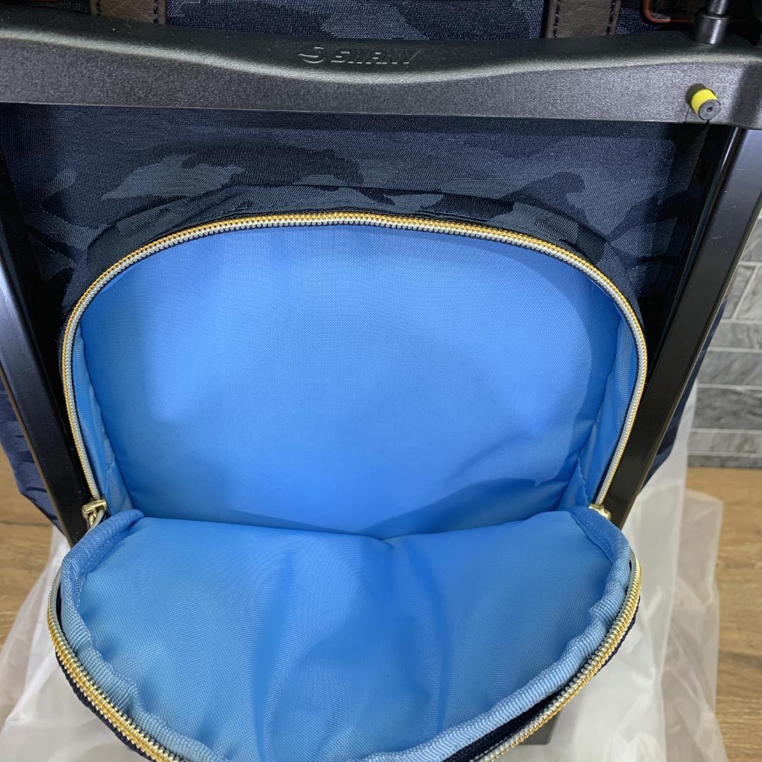 ニャン　新品　希少品　スワニー　迷彩柄　キャリーケース　車輪ストッパー付