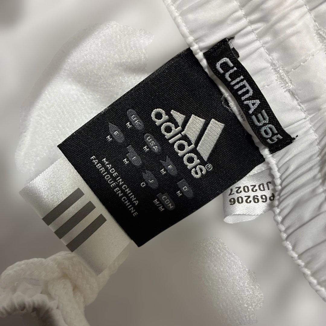 adidas ウインドブレーカー　新品タグ付き　上下