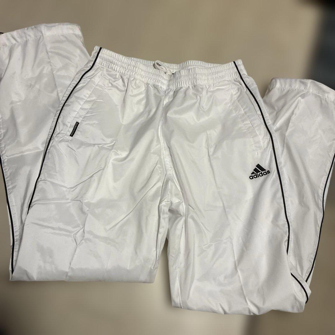 adidas ウインドブレーカー　新品タグ付き　上下