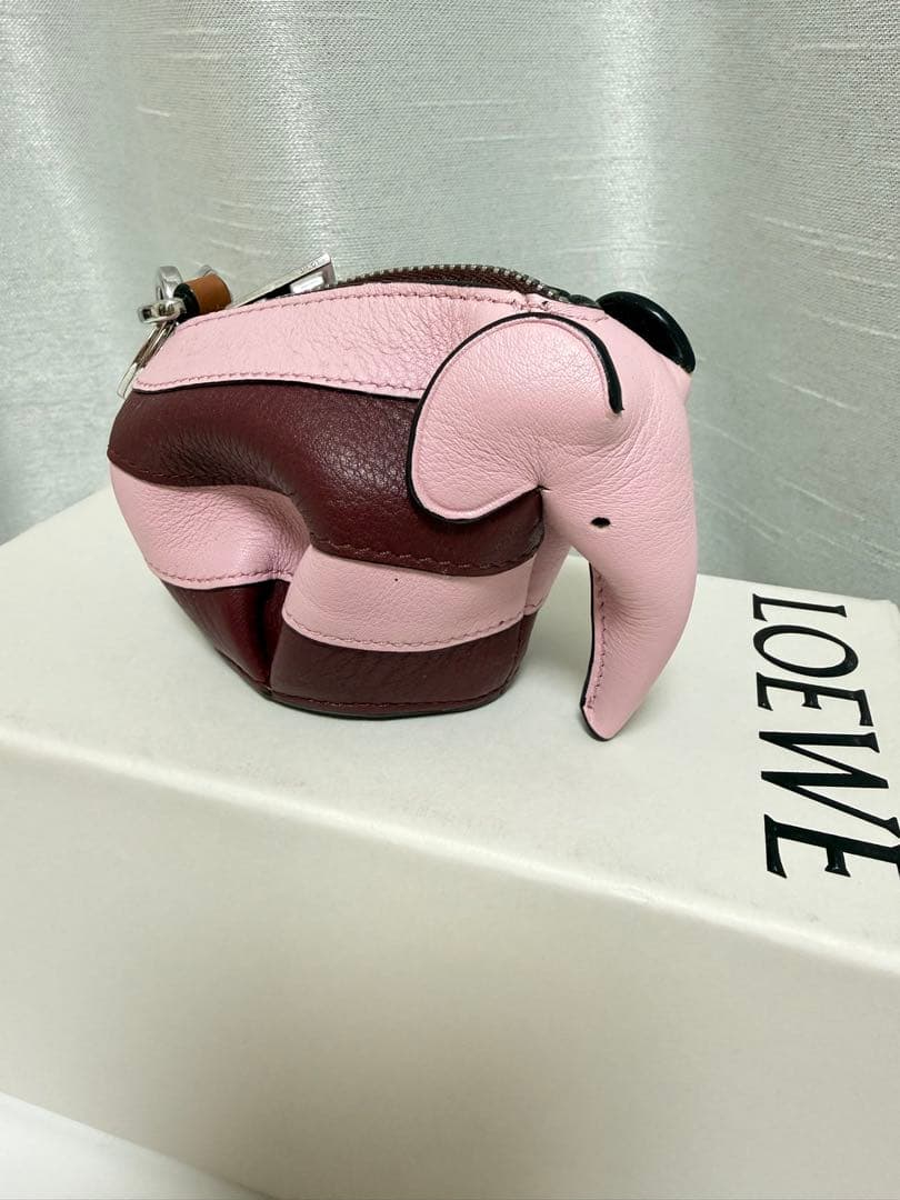 正規品　美品　ロエベ　エレファントチャーム　スペイン製