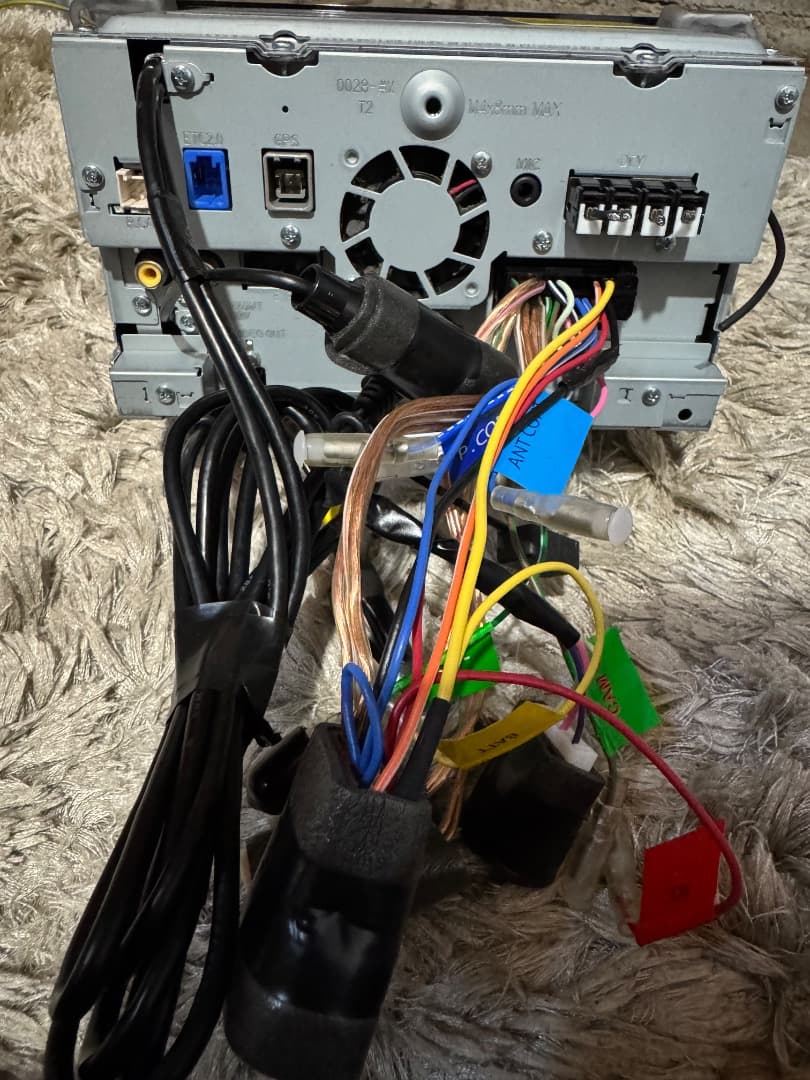 カーナビ KENWOOD MDV-S708W (2021)