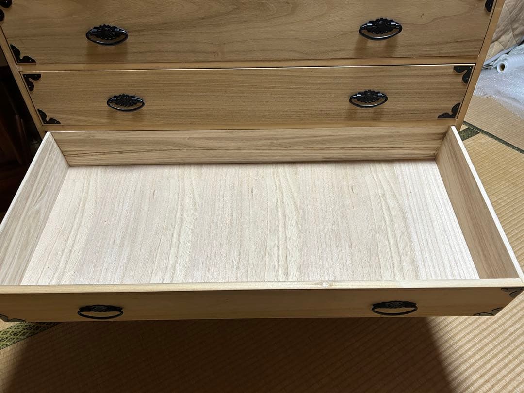 総桐衣装箪笥　7段　桐箪笥　たんす　タンス　引き出し　着物　天然木桐　和