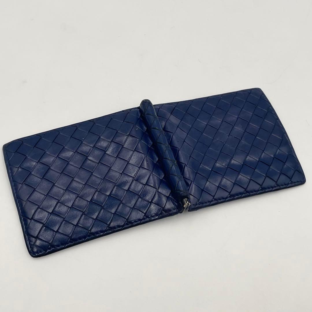 BOTTEGA VENETA マネークリップ イントレチャート ネイビー レザー