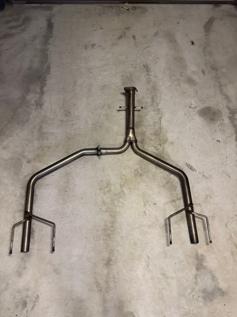 クラウン マフラー