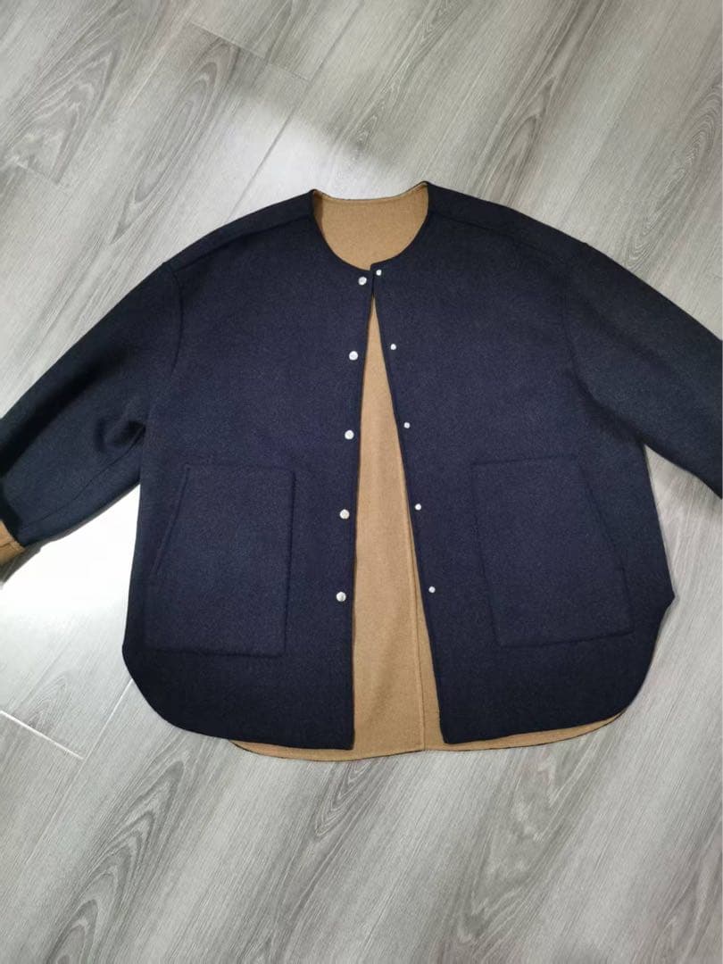 ✨SHIPS ブラウン ノーカラー 両面ジャケット