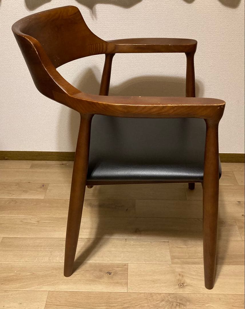 ミッドセンチュリー風 アームチェア 黒