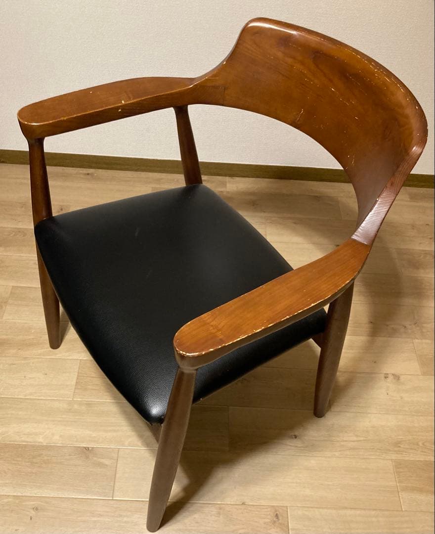 ミッドセンチュリー風 アームチェア 黒