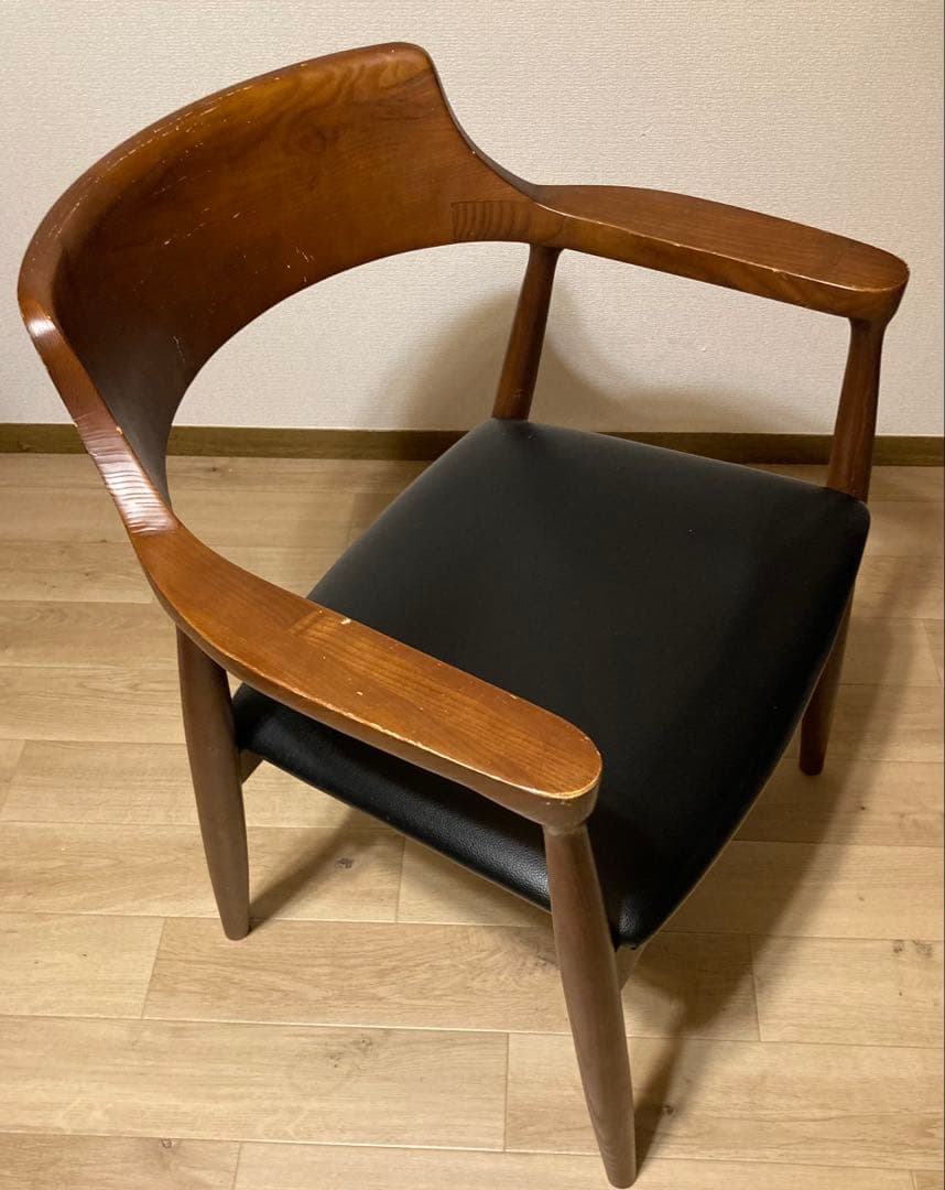 ミッドセンチュリー風 アームチェア 黒