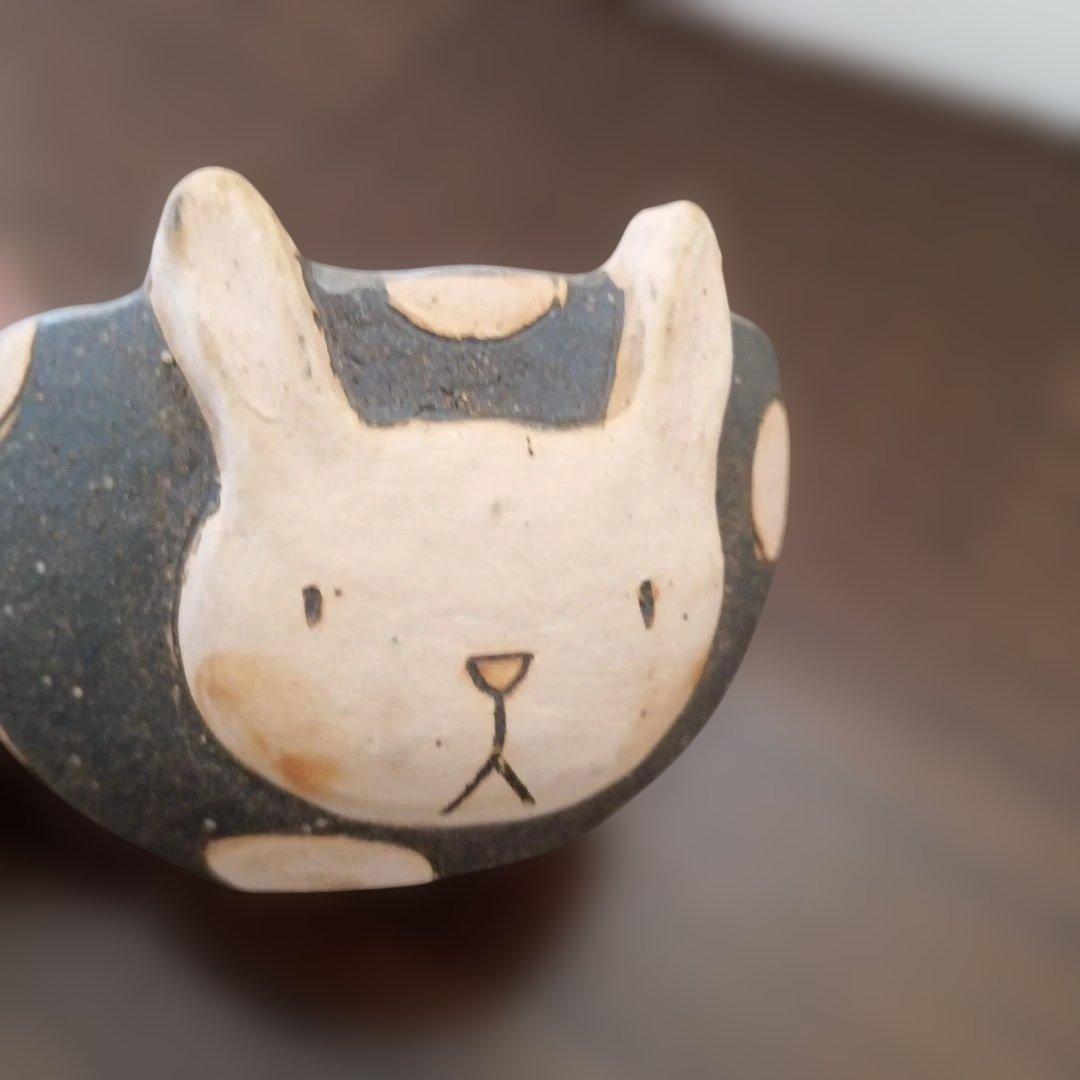 長田恵さん　ウサギ小ボウル　ドット