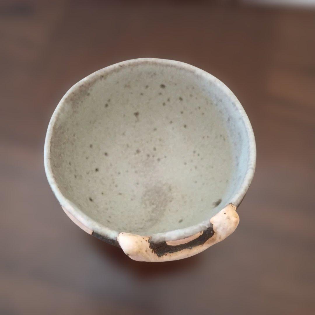 長田恵さん　ウサギ小ボウル　ドット